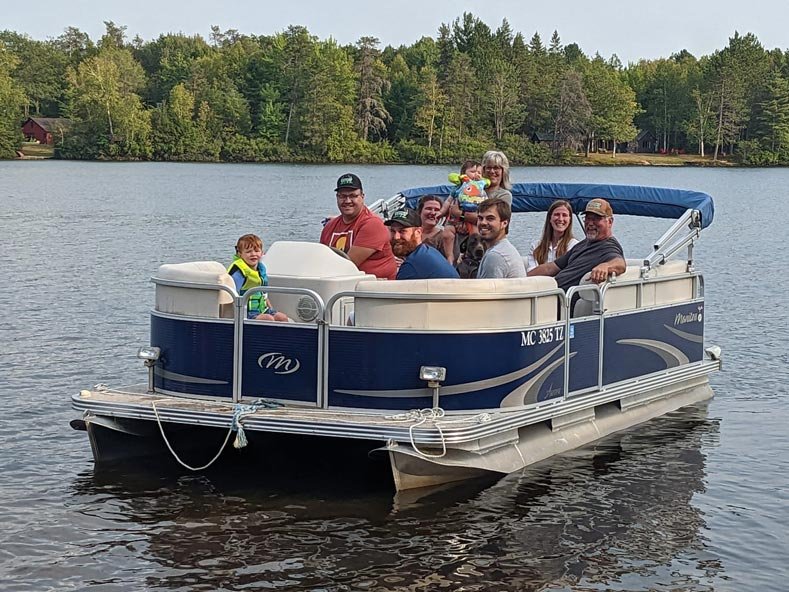 Extended family enjoying a pontoon ride!