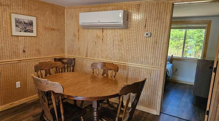 Cottage 7b dining room showing mini-split